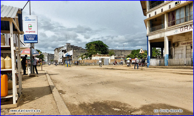 Route de Bafwaboli à Kisangani.