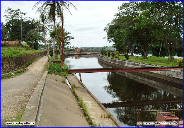 Canal du barrage à Kisangani