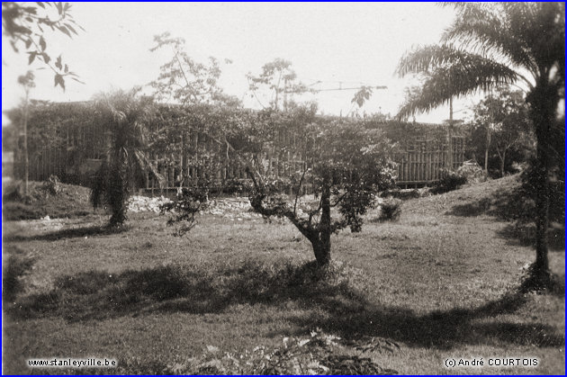 Constrcution du laboratoire médical de Stanleyville