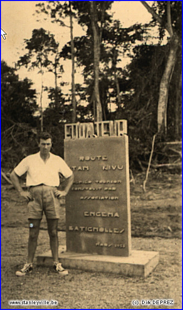 Monument sur l'équateur