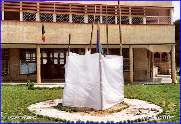 Statue de la Place de Saïo