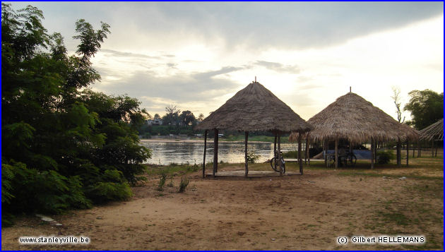 Tshopo plage à Kisangani