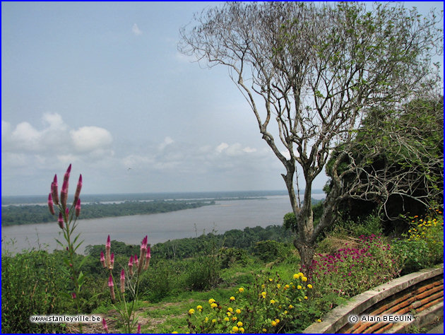 Vue sur le fleuve depuis le Guest House à Yangambi