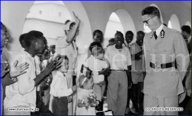 Le roi Baudouin en 1955 à Stanleyville