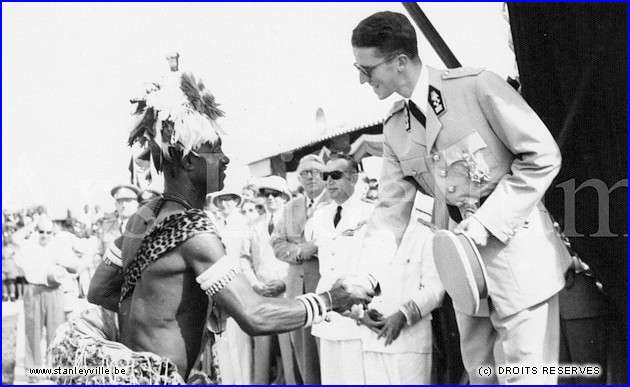 Le roi Baudouin en 1955 à Stanleyville