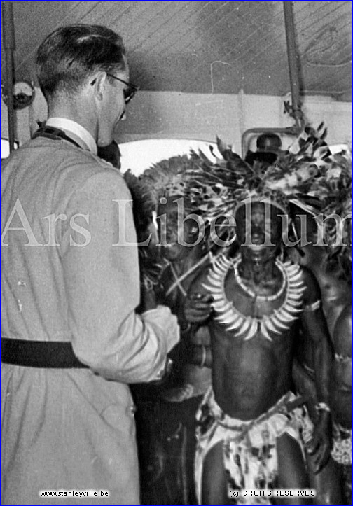 Le roi Baudouin en 1955 à Stanleyville