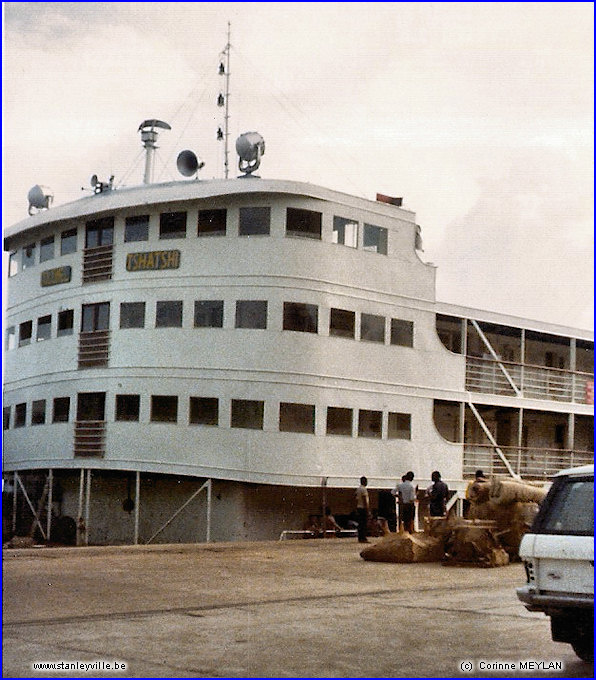 Bateau Colonel Tshatshi