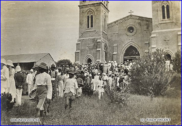 Sortie du Te Deum à Stanleyville 1918