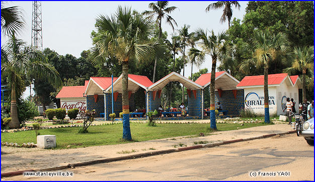 Aire de repos au monument des Martyrs de Kisangani