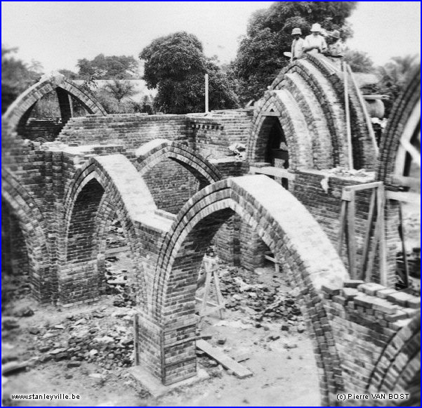 Construction de l'église Ste Marthe